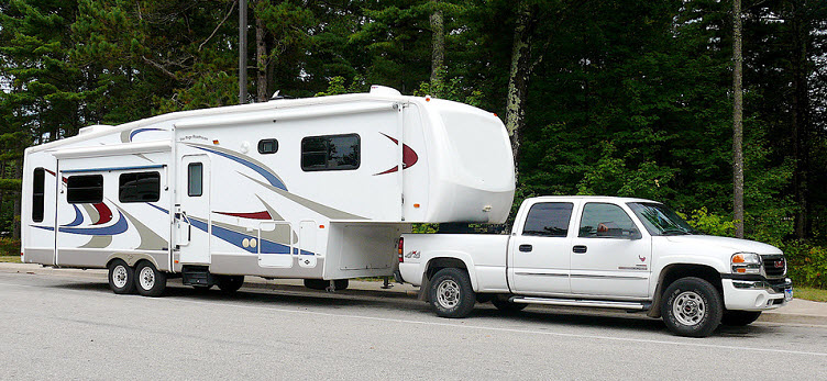 Travel with Caravan Karumba Point Sunset Caravan Park