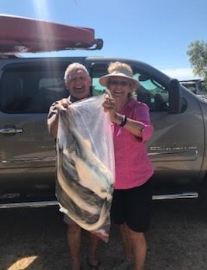 WAYNE AND ANNE had a great stay at Karumba Point Sunset Caravan Park and got a very nice fish haul with Kerry Dee. Thanks for your stay Wayne and Anne.